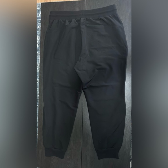 Old Navy StrechTech GoH2O joggers SZ Large - Picture 3 of 4